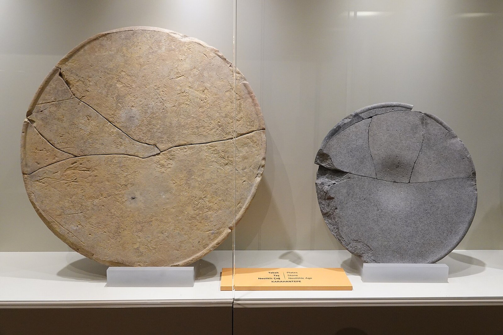Stone plates from Karahan Tepe in the Şanlıurfa museum